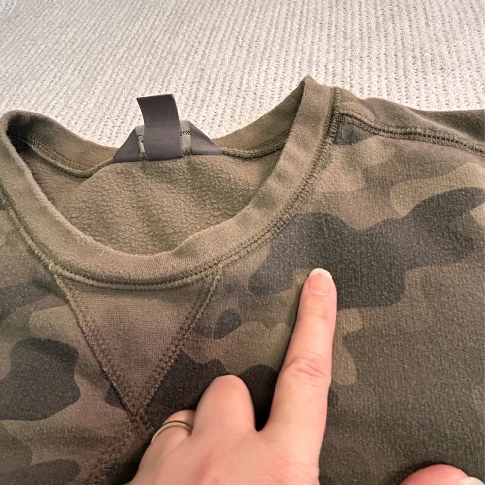 Eddie Bauer Men's XL Brown Camouflage Crewneck Sweatshirt Outdoor lounge Cozy - Picture 4 of 11